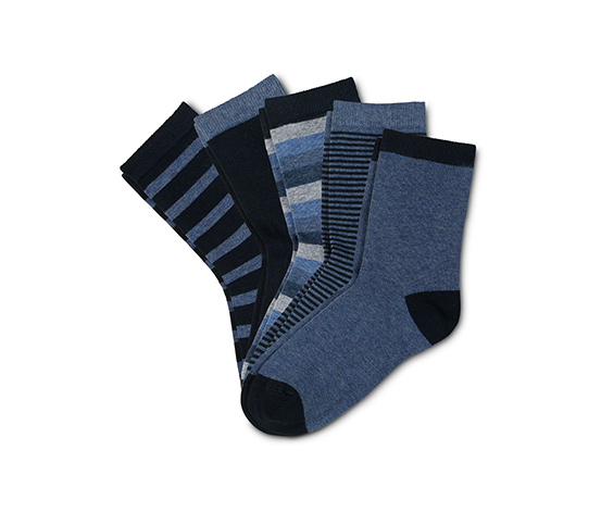 Ponožky sú na módnom výslní! Ako ich nosiť, aby to nebol trapas? – Tchibo
