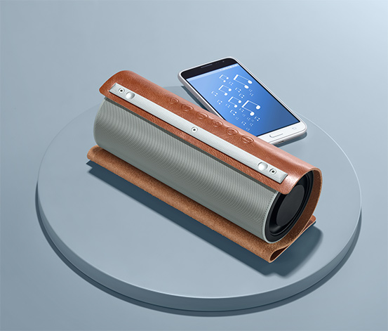 Vintage reproduktor s Bluetooth® a obalom z koženky 602023 z e-shopu Tchibo .sk